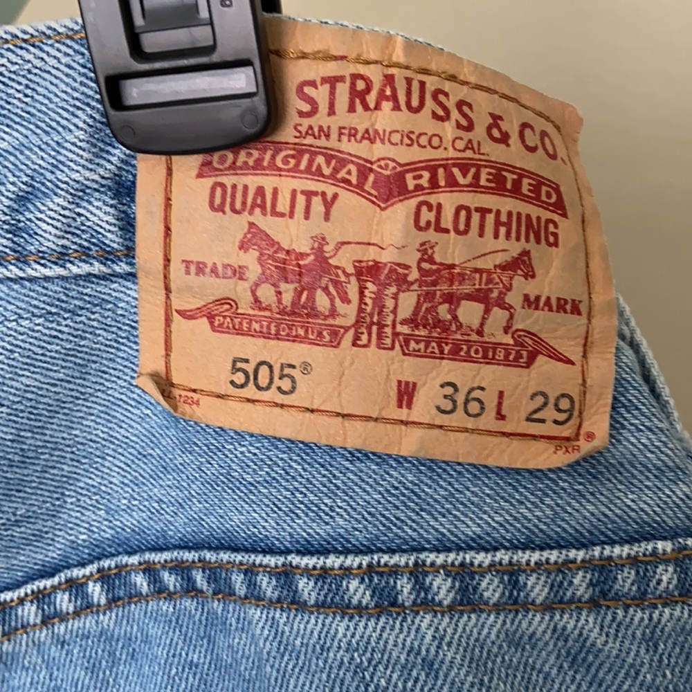 Jeans - Picture 3 of 4